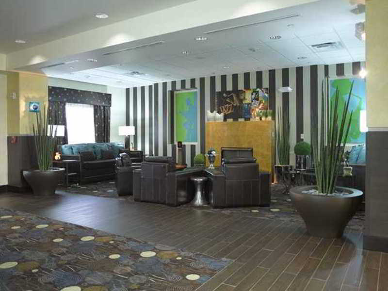Hampton & At Opryland 3* Nashville